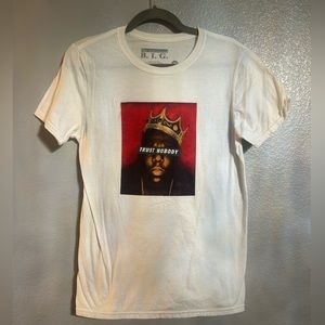 Women’s white red graphic T shirt size small